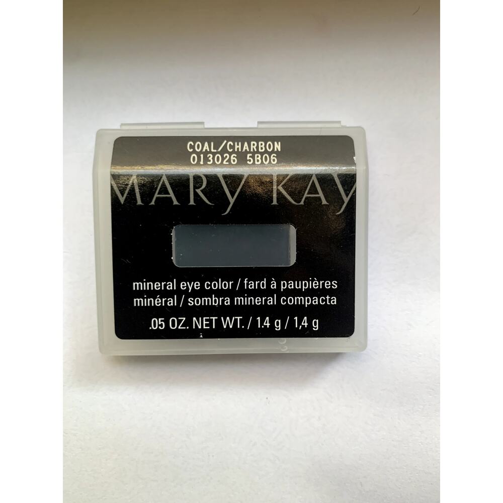 Mary Kay Mineral Eye Color Shadow NEW Coal 013026